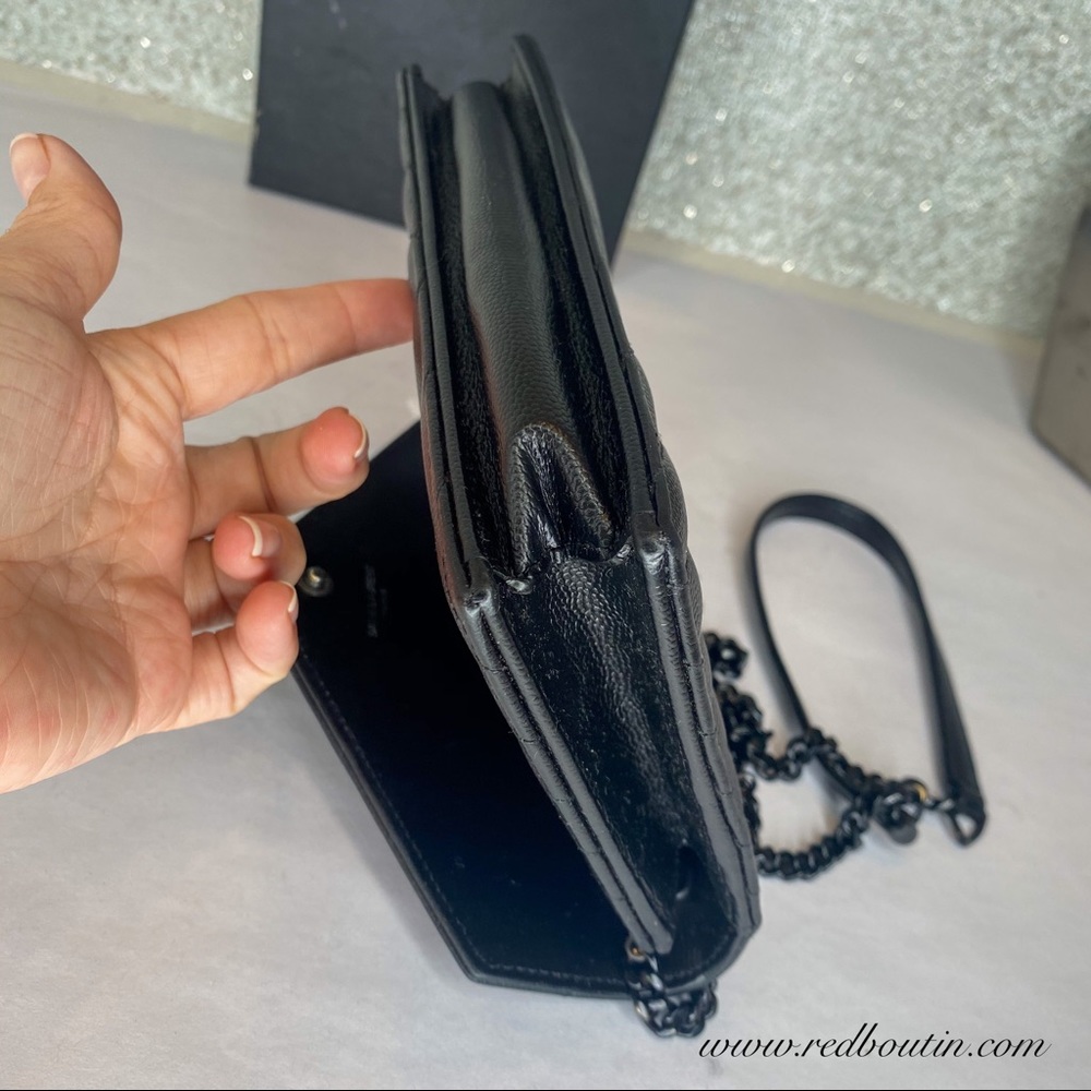- Saint Laurent Monogram YSL Envelope Chain - Picture 5 of 11